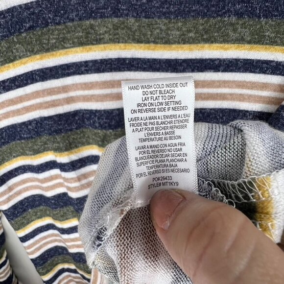 Bobaeu Striped Long-Sleeve Knit Tunic Top Lightweight Size Large NWT - Picture 4 of 5